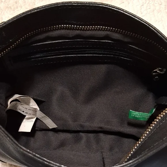 Stylish Black and Red Women's Clutch Set - Picture 3 of 9